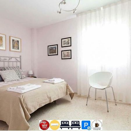 Apartamento Jardin De Santa Paula Seville Luaran gambar